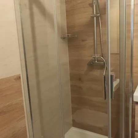 Jerzmanowskiego アパート *