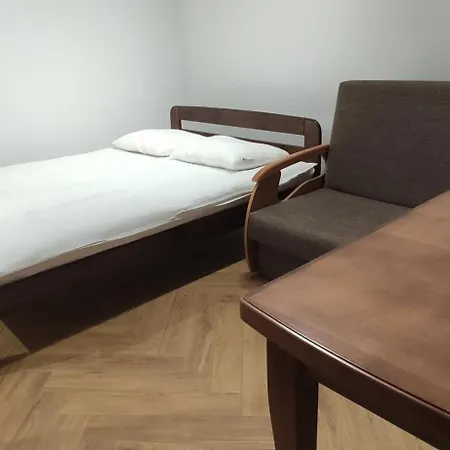 Jerzmanowskiego דירה